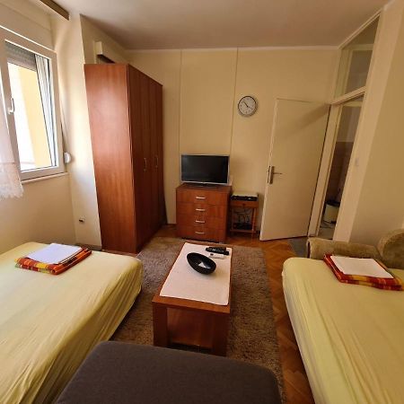 City Centar Apartment Tivat Dış mekan fotoğraf