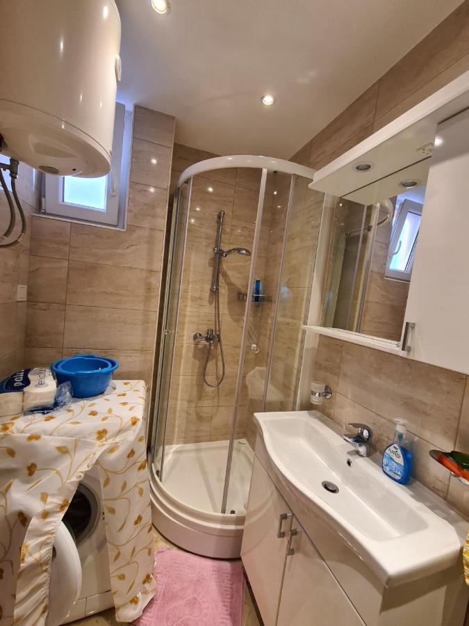 City Centar Apartment Tivat Dış mekan fotoğraf